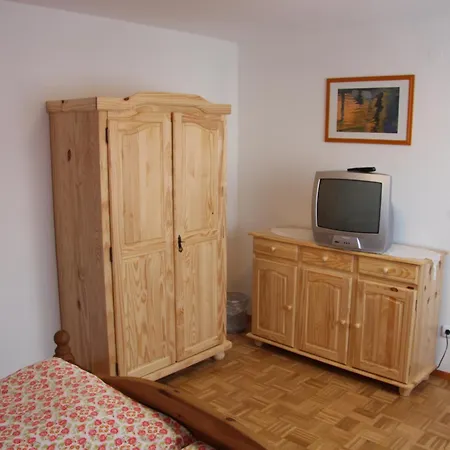 Hotel Am Schloss 3*