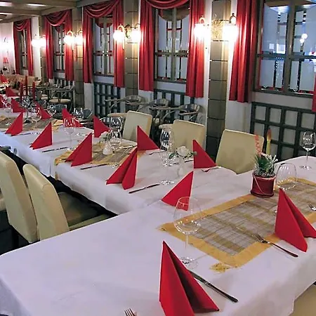 호텔 Am Schloss 3*