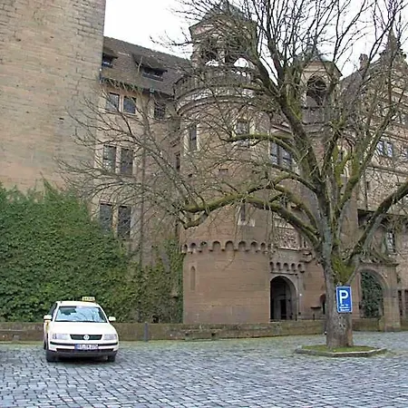 Am Schloss Neuenstein (Baden-Wurttemberg)