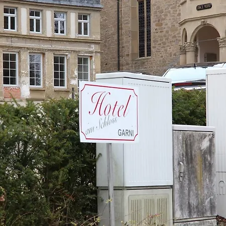 Am Schloss