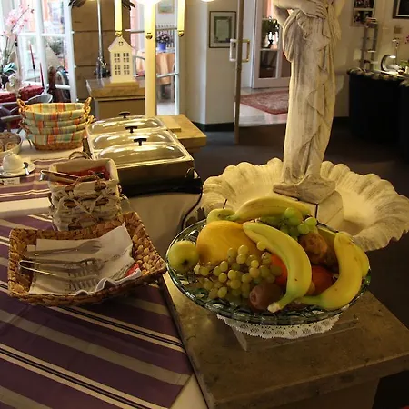 Szálloda Am Schloss Neuenstein