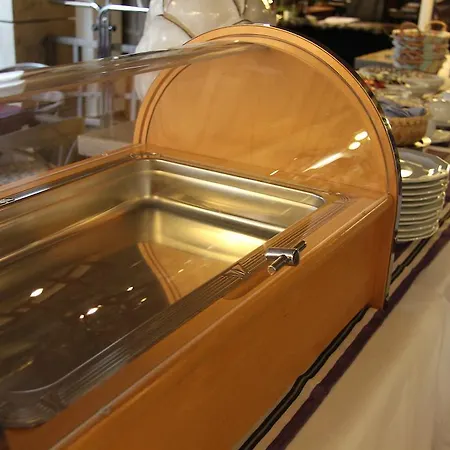 Szálloda Am Schloss Neuenstein